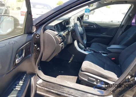 2017 Honda Accord Ex z USA, uszkodzony, nr VIN 1HGCR2F01HA034753